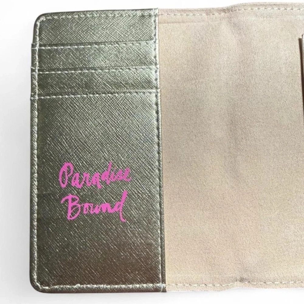 Lilly Pulitzer Cheek to Cheek Zebra Safari‎ Passport Holder Travel Wallet, EUC